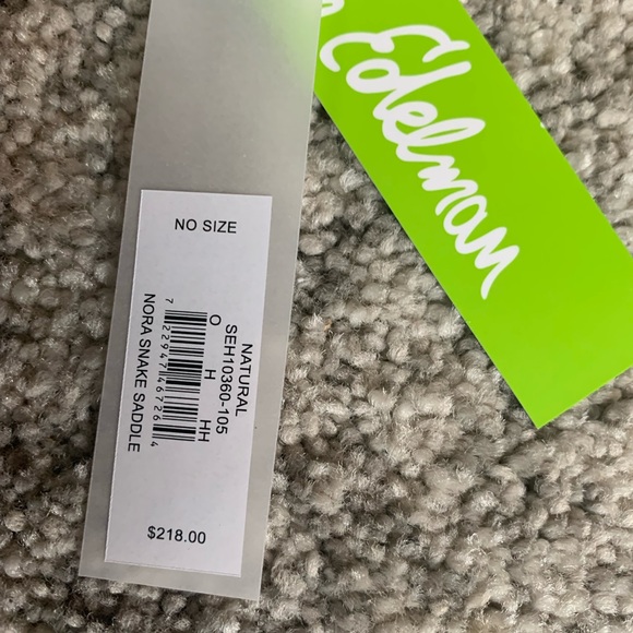 Sam Edelman Fall Tote - Picture 5 of 6